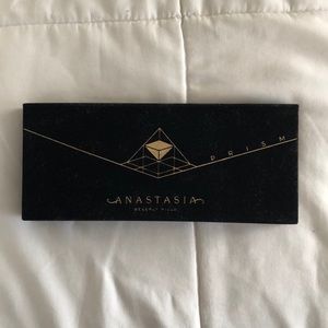 Anastasia Beverly Hills PRISM Palette